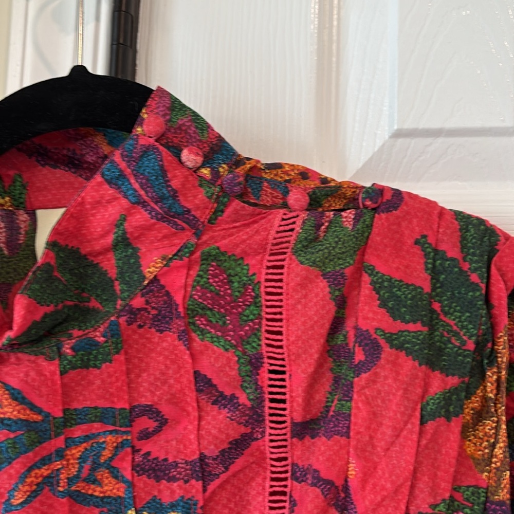 Farm Rio Blouse - Picture 3 of 7